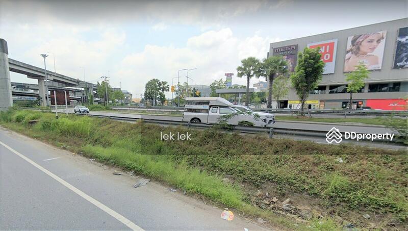 ทางออกจากตำแหน่งที่ดิน (ุ6) ด้านหน้า Mega Bangna