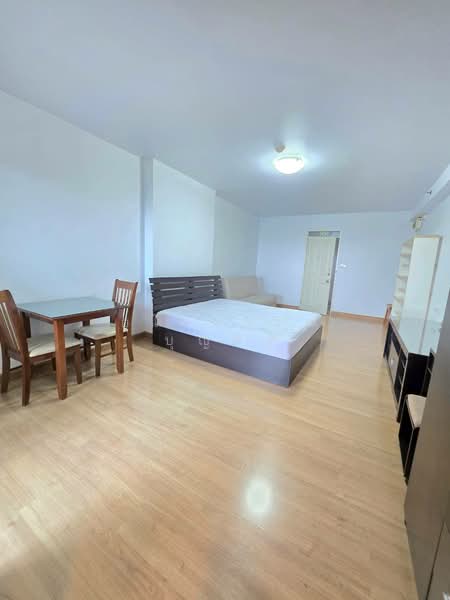 Supalai Park Srinakarin, Bangkok, 688 Srinakarin Road, Nong Bon, Prawet, Bangkok, Studio, 37 sqm, Condo For Sale, by Ulaiwan Boonsiri, 10224266 - DDproperty.com