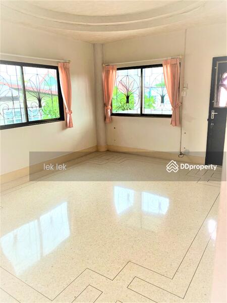 ชั้น 2 / ห้องนอนใหญ่