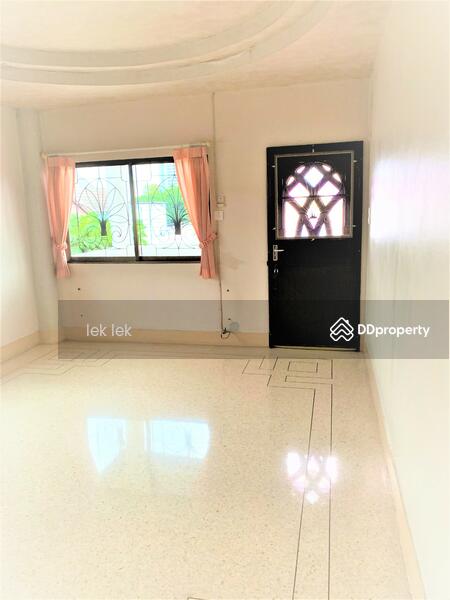 ชั้น 2 / ห้องนอนใหญ่