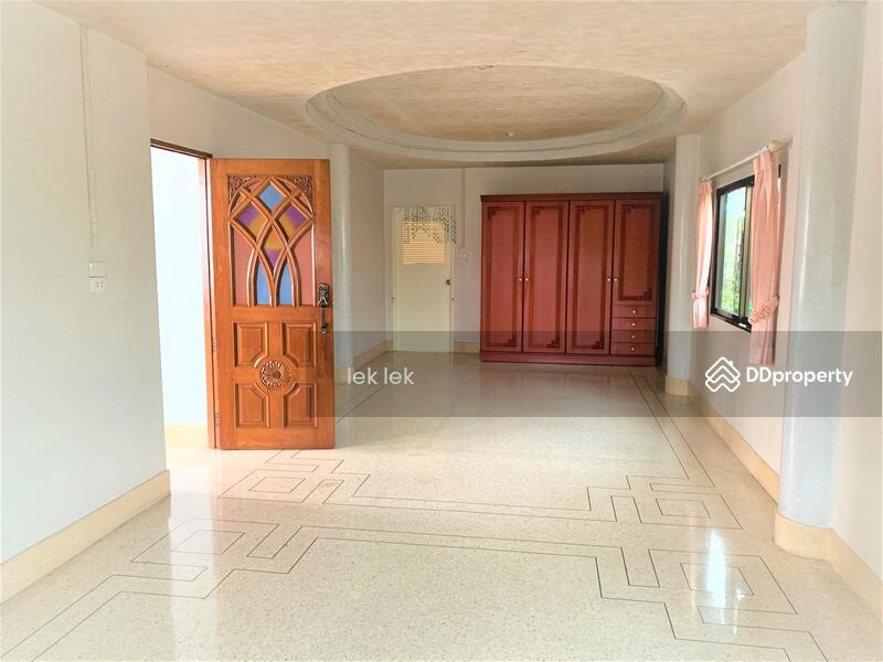 ชั้น 2 / ห้องนอนใหญ่