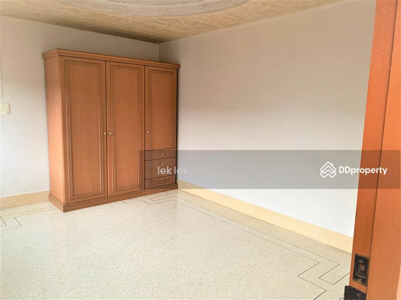 ชั้น 2 / ห้องนอนเล็ก