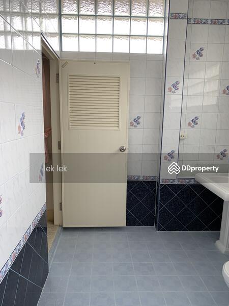 ชั้น 2 / ห้องน้ำ