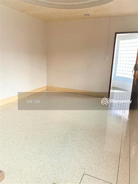 ชั้น 2 / ห้องนอนเล็ก