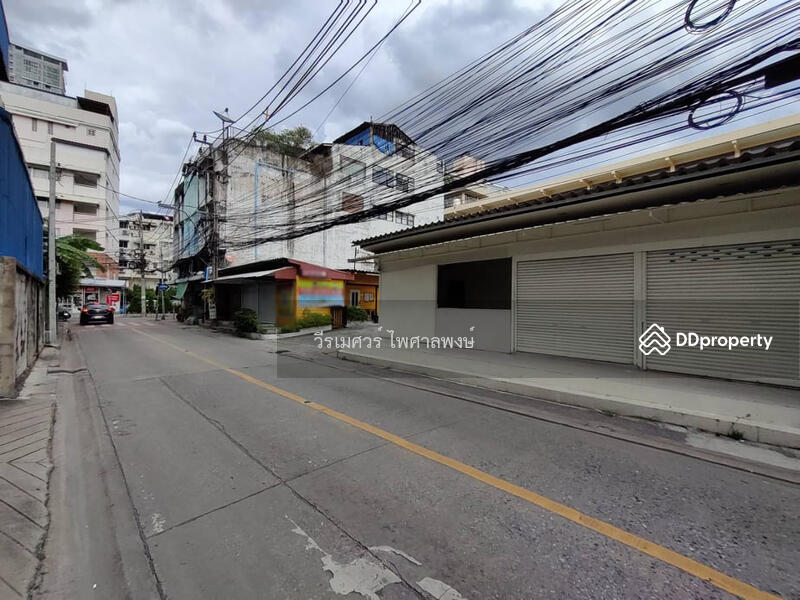 ขายถูก! ที่ดินถนนรัชดาภิเษก สี่เหลี่ยมจัตุรัสสวยงาม (เหมาะสร้าง สำนักงาน + Condo Low Rise + Co-Worki