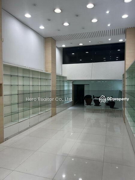 ให้เช่า - For Rent Bangkok Shophouse Charoenkrung BTS Surasak Bang Rak BRE17662, กรุงเทพ
