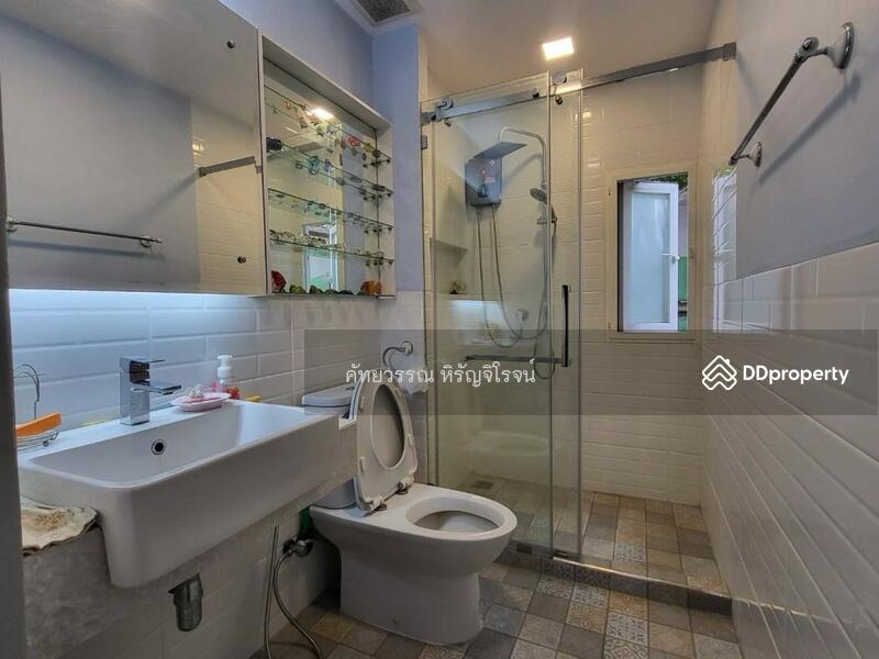 ขาย - ขาย บ้าน และที่ดิน ลาดพร้าว สตรีวิทยา 2 ,263 sq.w. สระว่ายนำ้ ที่จอดรถ ทำออฟฟิศ อยู่อาศัย ขาย 65 ลบ., กรุงเทพ