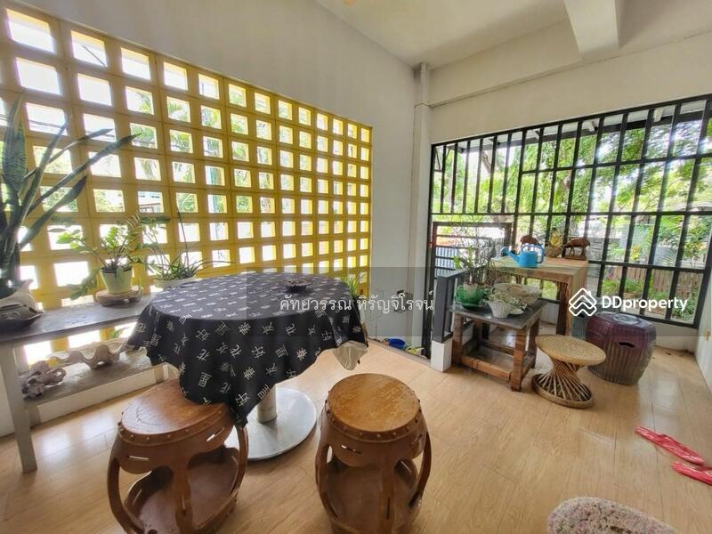 ขาย - ขาย บ้าน และที่ดิน ลาดพร้าว สตรีวิทยา 2 ,263 sq.w. สระว่ายนำ้ ที่จอดรถ ทำออฟฟิศ อยู่อาศัย ขาย 65 ลบ., กรุงเทพ