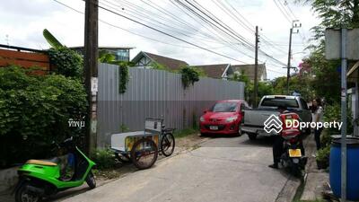 ขาย - ที่ดิน โชคชัย4 ซอย 20, กรุงเทพ