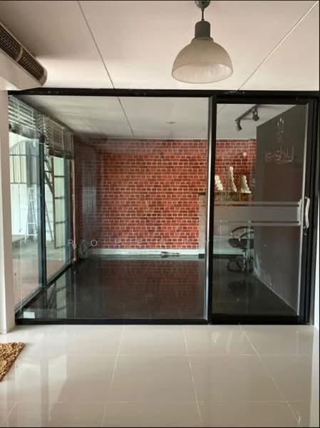 10260, Bangkok, ลาดพร้าว87, Bang Chak, Phra Khanong, Bangkok, 3 Bedrooms, 400 sqm, Single Detached House For Rent, by Khun Aranya, 10273865 - DDproperty.com