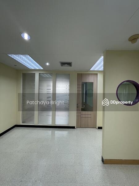 ฟอรั่ม ทาวเวอร์, Bangkok, Huai Khwang, Bangkok, , 70 sqm, Office Space For Rent, by Patchaya Phoonphot, 10279542 - DDproperty.com