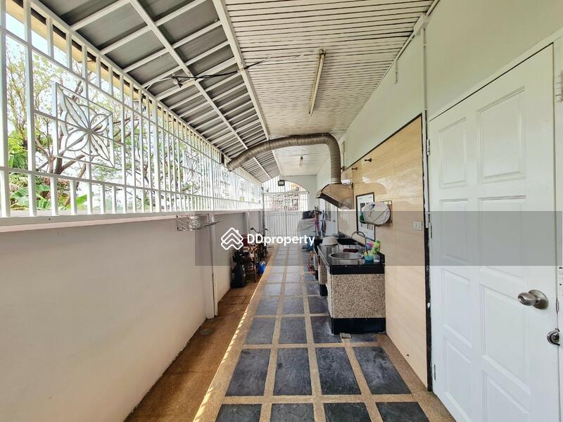 ลาดพร้าว, Bangkok, เลียบด่วน-รามอินทรา, Lat Phrao, Lat Phrao, Bangkok, 5 Bedrooms, 400 sqm, Single Detached House For Rent, by Khun Aranya, 10307438 - DDproperty.com