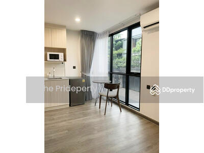 ขาย - Asher Prive Sutthisan : แอชเชอร์ พรีเว่ สุทธิสาร, กรุงเทพ