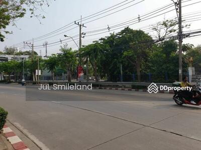 ขาย - ที่ดินติดถนนนาคนิวาส, กรุงเทพ