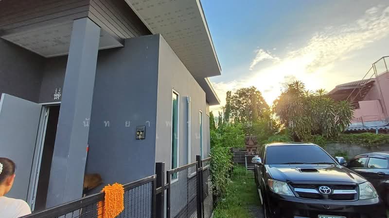 ลาซาล 31, Bangkok, Bang Na, Bangkok, 1 Bedroom, 100 sqm, Townhouse For Rent, by Nattayaporn Peumkul (Benz), 10315314 - DDproperty.com