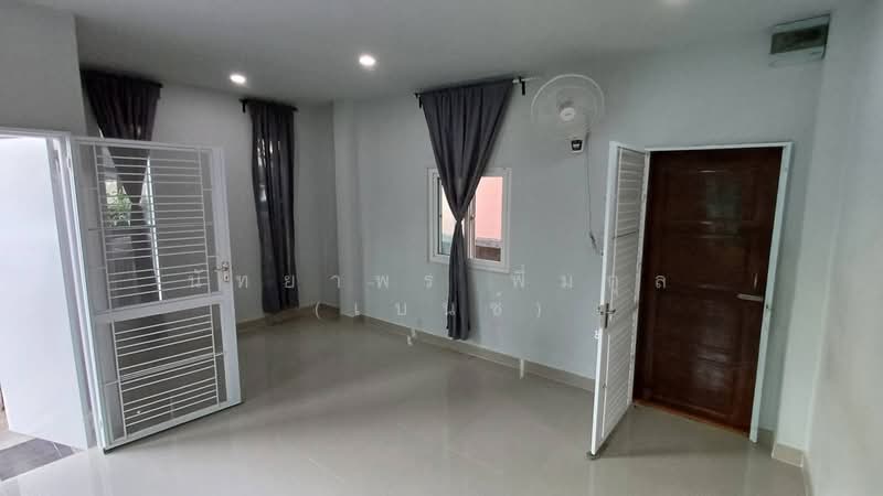 ลาซาล 31, Bangkok, Bang Na, Bangkok, 1 Bedroom, 100 sqm, Townhouse For Rent, by Nattayaporn Peumkul (Benz), 10315314 - DDproperty.com