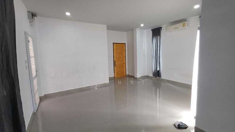ลาซาล 31, Bangkok, Bang Na, Bang Na, Bangkok, 1 Bedroom, 70 sqm, Townhouse For Rent, by Nattayaporn Peumkul (Benz), 10315314 - ห้องพักผ่อน + 1 แอร์ - DDproperty.com