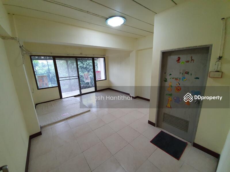 หมู่บ้าน ศรีเพชร, Bangkok, Nong Kang Plu, Nong Khaem, Bangkok, , 250 sqm, Shophouse For Sale, by Yosh Hantithai, 10323315 - DDproperty.com