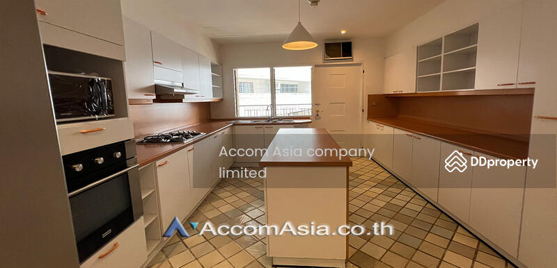 The unparalleled living place