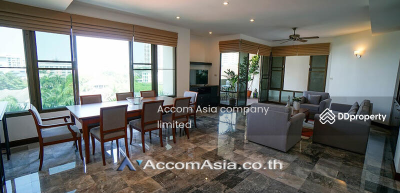 The exclusive private living