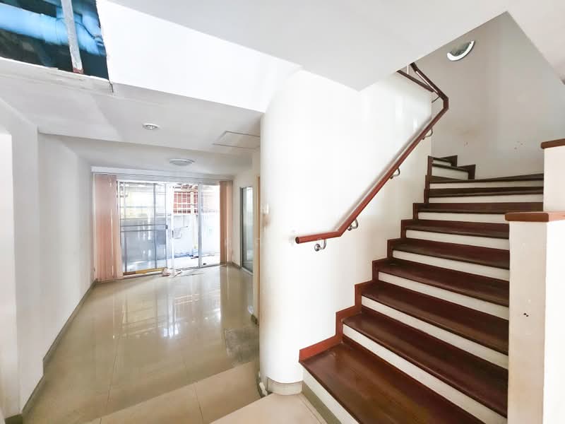 Supalai Ville Ekkamai-Ramindra, Bangkok, Ram Inthra Rd., Tha Rang, Bang Khen, Bangkok, 3 Bedrooms, 130 sqm, Townhouse For Sale, by คุณจ๋า, 10328372 - DDproperty.com