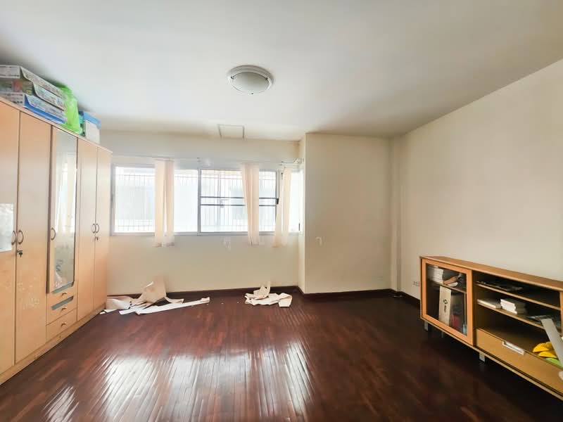 Supalai Ville Ekkamai-Ramindra, Bangkok, Ram Inthra Rd., Tha Rang, Bang Khen, Bangkok, 3 Bedrooms, 130 sqm, Townhouse For Sale, by คุณจ๋า, 10328372 - DDproperty.com