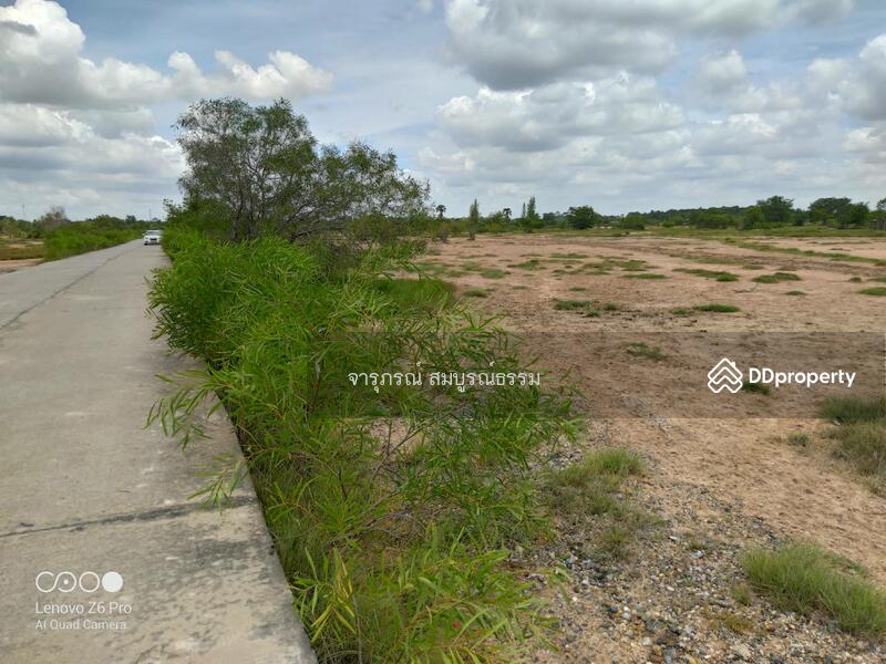 รูปถ่ายแปลงหน้าทรัพย์ติดถนนคอนกรีต