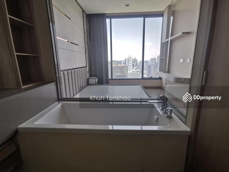 The Esse Asoke, Bangkok, 333 Soi Sukhumvit 21, Sukhumvit Road, Khlongtoei Nua, Watthana, Bangkok, 1 Bedroom, 44 sqm, Condo For Rent, by Petcharaporn Mahipan, 10335342 - DDproperty.com