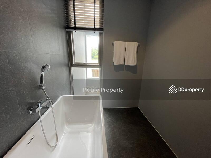8R0425 This pool villa 3bedroom 4 bathroom 90,000/month the house location at Chalong, Phuket, Chalong, Muang Phuket, Phuket, 3 Bedrooms, 250 sqm, Single Detached House For Rent, by PK LIFE Property, 10335607 - DDproperty.com