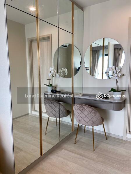 For Sale - Life One Wireless, Bangkok