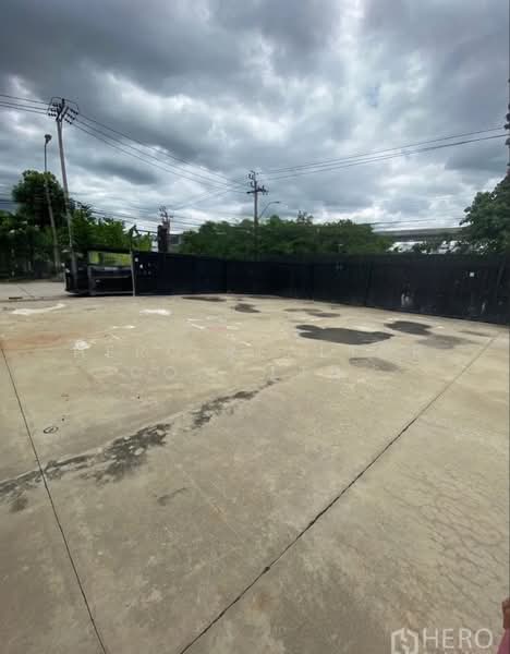 For Rent Warehouse 400 sqm in Min Buri Bangkok BRE17927, กรุงเทพ, แสนแสบ, มีนบุรี, กรุงเทพ, 400 ตร.ม., โกดัง-โรงงาน ให้เช่า, โดย Hero Realtor Co., Ltd., 10344939 - DDproperty.com