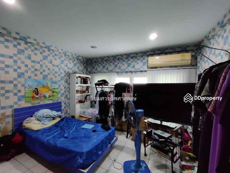 ขายถูก! สำนักงานรัชดา ทำเลสะดวก #สูง 6 ชั้น (ใกล้ถนนใหญ่ ศูนย์การค้า และ MRT) 30 ตร.ว. 600 ตร.ม. หลั