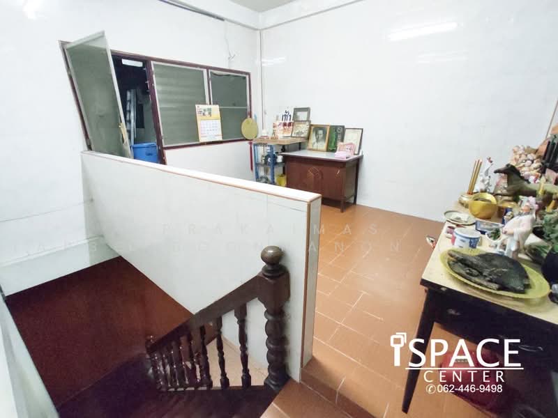 For Sale & Rent: A 5-story commercial building with a private rooftop, located in Soi Yukol1, Bangkok, 14 ซอยยุคล1 บำรุงเมือง, Wat Thep Sirin, Pom Prap Sattru Phai, Bangkok, , 400 sqm, Shophouse For Sale, by Prakaimas Lapsomboonnanon (Ying), 10357727 - DDproperty.com