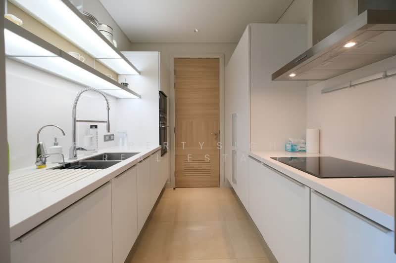 Sindhorn Residence, Bangkok, 54 Soi Ton Son, Lumphini, Pathum Wan, Bangkok, 3 Bedrooms, 150 sqm, Condo For Rent, by PROPERTYSIGHTS REAL ESTATE, 10374770 - DDproperty.com