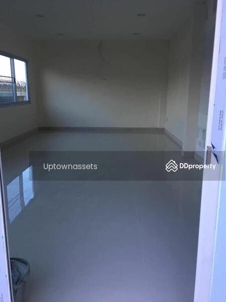 Vararom Minburi, Bangkok, Soi Rat Uthit 16, Rat Uthit Road, Saen Sab, Min Buri, Bangkok, 3 Bedrooms, 276 sqm, Single Detached House For Sale, by Amwika Karoonsombat, 10382820 - DDproperty.com