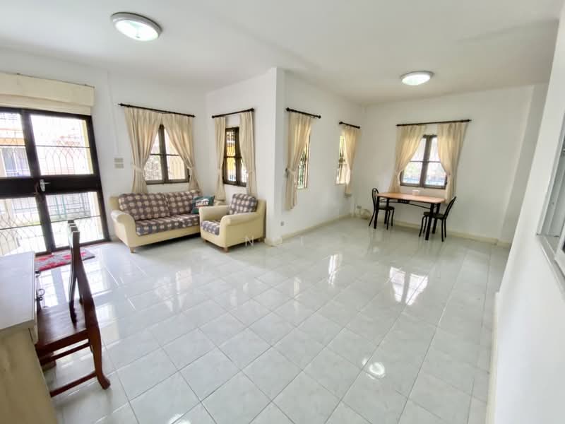 House for Sale Parichat Village, MaeJo, Sansai, Chiang Mai, Nong Chom, San Sai, Chiang Mai, 3 Bedrooms, 100 sqm, Single Detached House For Sale, by Noi, 10385355 - DDproperty.com