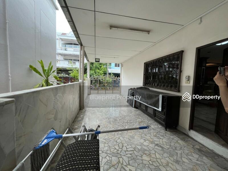 ขาย - บ้านเจริญกรุงซอย 77, กรุงเทพ