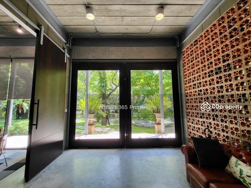 ขาย - ขาย บ้าน ออฟฟิต หลังใหญ่ Modern loft style พื้นที่ใช้ 1,540 ตรม.กาญจนภิเษก พุทธมลฑลสาย 4, กรุงเทพ