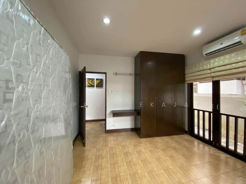 หมู่บ้านอบอุ่น, Nonthaburi, Bang Yai, Nonthaburi, 5 Bedrooms, 300 sqm, Single Detached House For Rent, by Supaporn Sekajarn, 10395625 - DDproperty.com