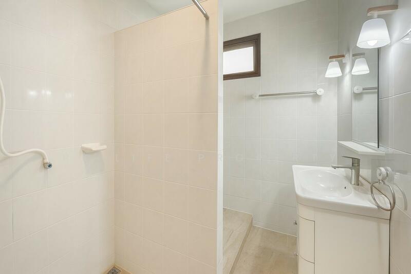 ให้เช่า - 7R0572 condominium for rent with 2 bedroom 2 bathroom size 90sqm 52,800 per month at rawai, ภูเก็ต