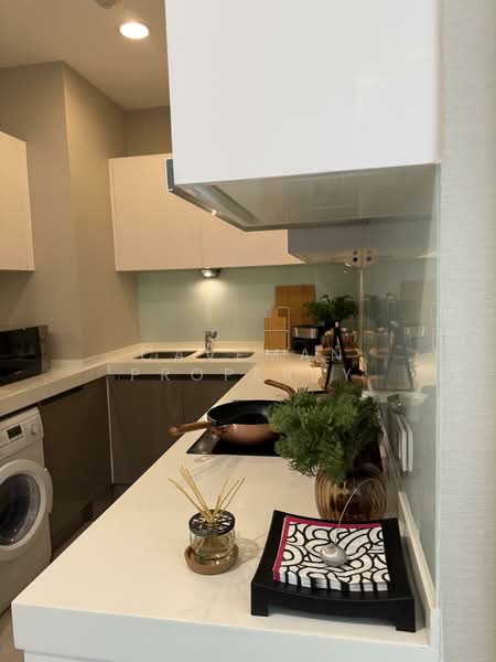 Q Langsuan, Bangkok, 54 Soi Langsuan, Langsuan Road, Lumphini, Pathum Wan, Bangkok, 2 Bedrooms, 83 sqm, Condo For Rent, by Caveman Property, 10449586 - DDproperty.com