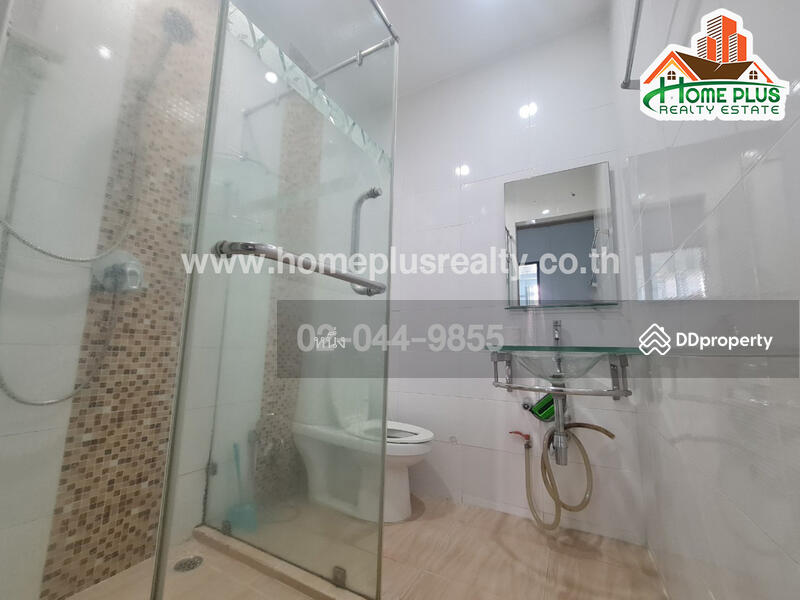 รีโนเวทใหม่ หมู่บ้านวิเศษสุขนคร18 ซอยประชาอุทิศ 79 (ใกล้บิ๊กซีสุขสวัสดิ์), Bangkok, Thung Khru, Thung Khru, Bangkok, 3 Bedrooms, 64 sqm, Townhouse For Sale, by หนึ่ง, 10492084 - DDproperty.com