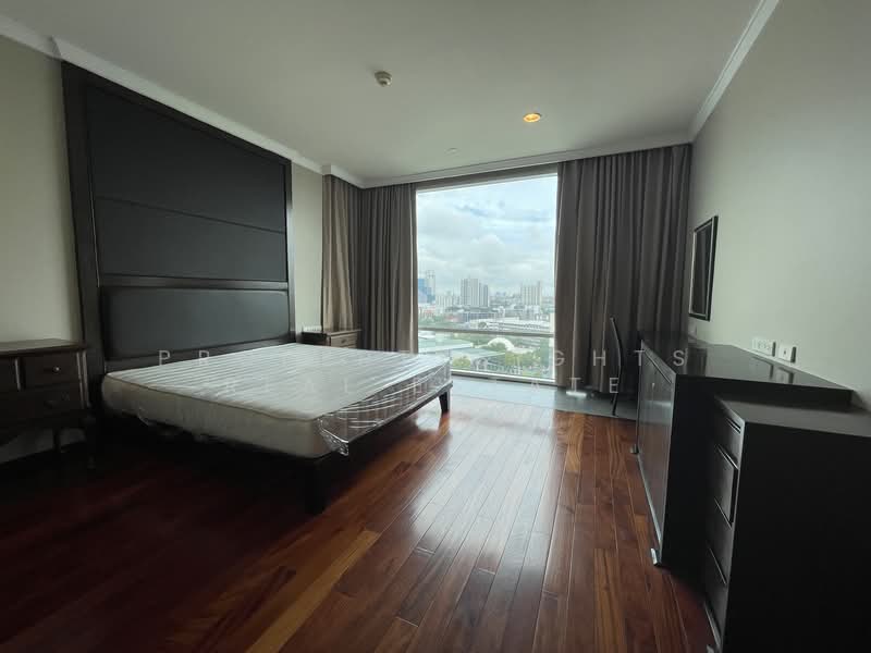 Fullerton Sukhumvit, Bangkok, Sukhumvit Road, Khlong Tan Nua, Watthana, Bangkok, 3 Bedrooms, 155 sqm, Condo For Rent, by PROPERTYSIGHTS REAL ESTATE, 10509296 - DDproperty.com