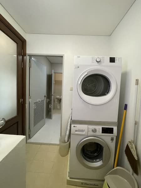 Fullerton Sukhumvit, Bangkok, Sukhumvit Road, Khlong Tan Nua, Watthana, Bangkok, 3 Bedrooms, 155 sqm, Condo For Rent, by PROPERTYSIGHTS REAL ESTATE, 10509296 - DDproperty.com