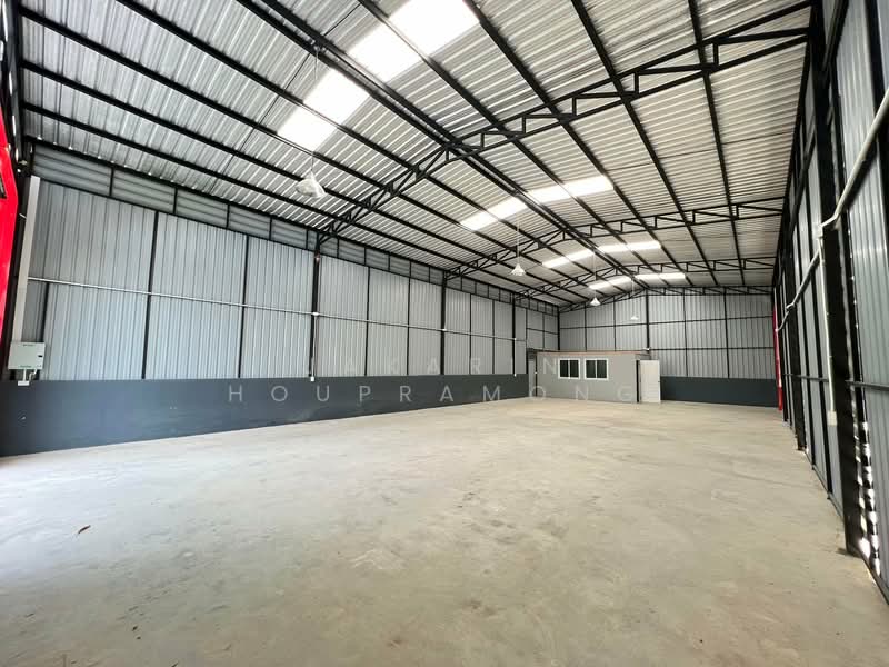 ให้เช่าโกดัง โพธิ์แก้ว,ลาดพร้าว 101 เขตบางกะปิ กรุงเทพ พื้นที่ 220 ตร.ม., Bangkok, Khlong Chan, Bang Kapi, Bangkok, , 220 sqm, Warehouse/Factory For Rent, by Jakarin Houpramong, 10515908 - DDproperty.com