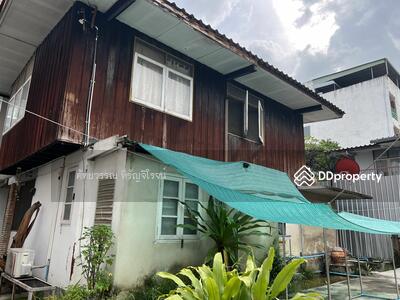 ขาย - ขาย ที่ดิน พร้อมสิ่งปลูกสร้าง ซอยนาราธิวาส 13 สาทร ขนาดที่ดิน 79ตรว. ราคา 16,900,000 บาท, กรุงเทพ