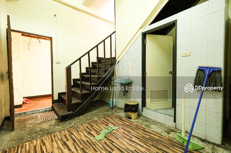 ให้เช่า - อาคารพาณิชย์ 3 ชั้น ติดสี่เเยกราชวิถี, กรุงเทพ