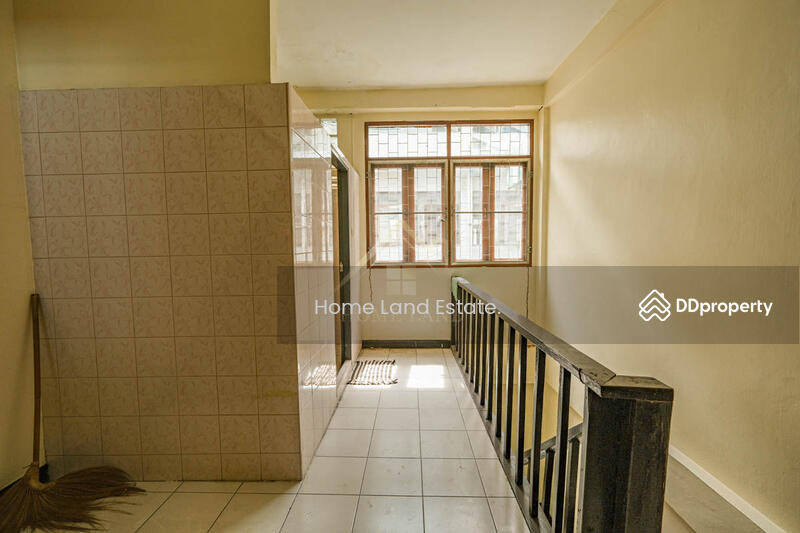 For Rent - อาคารพาณิชย์ 3 ชั้น ติดสี่เเยกราชวิถี, Bangkok