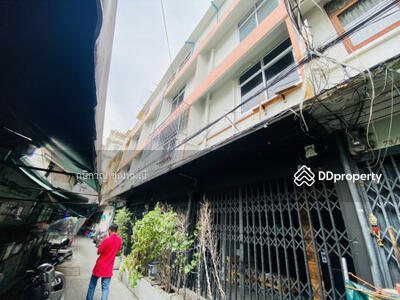 ขาย - ตึกแถว 4 ชั้น 4 คูหา ซอยราชบพิธ 2 ใกล้ MRT สามยอด เหมาะทำโรงแรม, กรุงเทพ