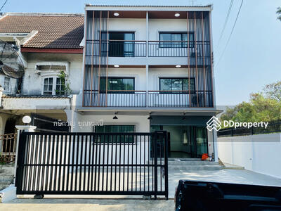 ขาย - ขาย บ้านแฝด สภาพใหม่ พร้อมใช้งาน ศรีนครินทร์ 45 พื้นที่ใช้สอย 408 ตรม. เนื้อที่ 64 ตร.วา ใกล้รถไฟฟ้า, กรุงเทพ